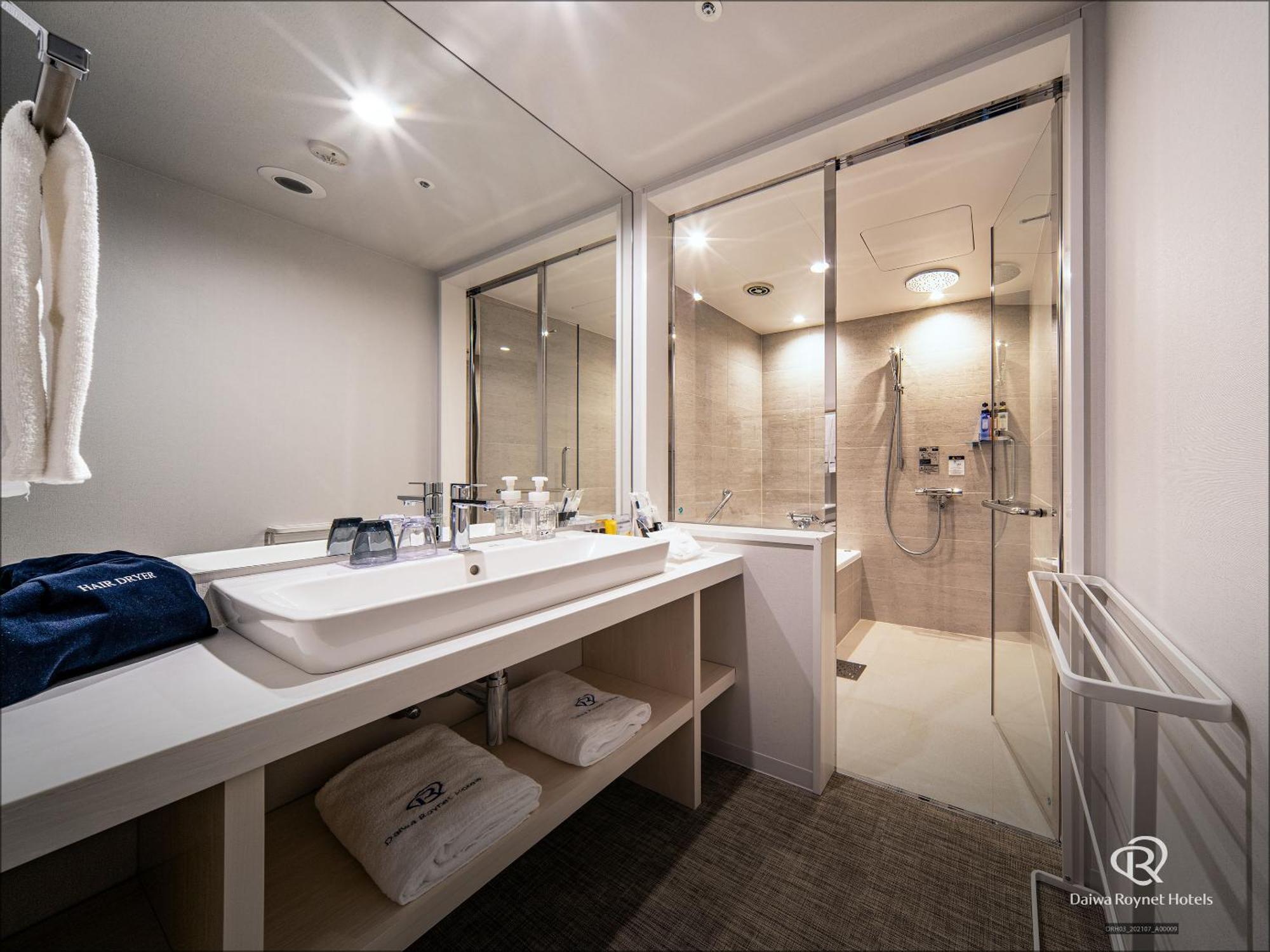 Daiwa Roynet Hotel Kanazawa Eki Nishiguchi الغرفة الصورة